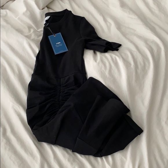 Black Dress - Picture 4 of 4